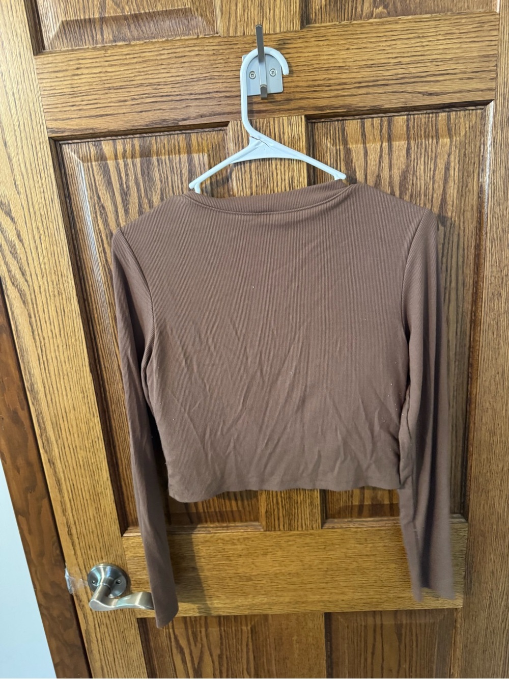 Klassy Network long sleeve crop top with built in bra - Picture 2 of 3